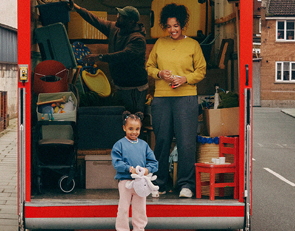 Santander Moving Van Family Mortgage Solutions ROS Mixed Formats 1900X450